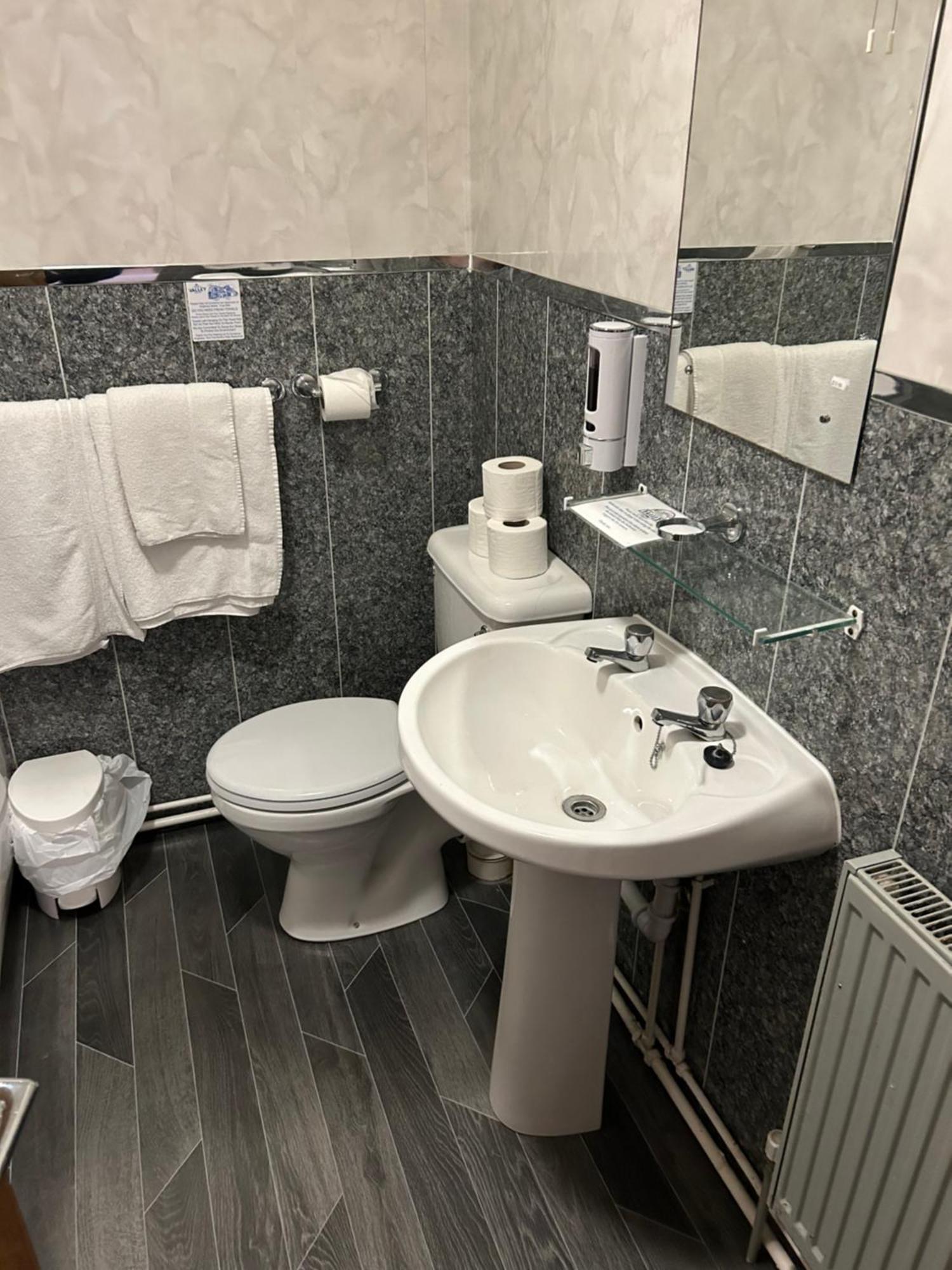 The Valley Hotel, Anglesey 3* Valley